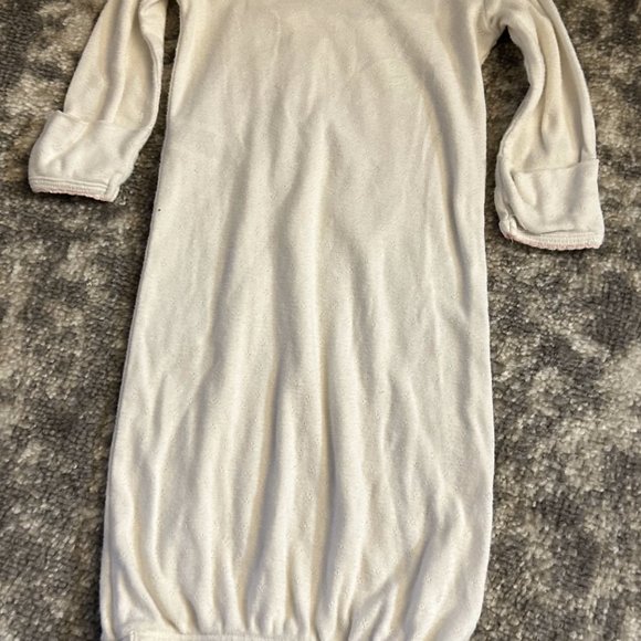 Circo & Carter’s Infant Sleep Gowns 0-3 Months - Picture 16 of 16